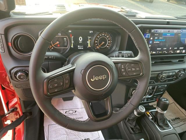 2025 Jeep Wrangler Base