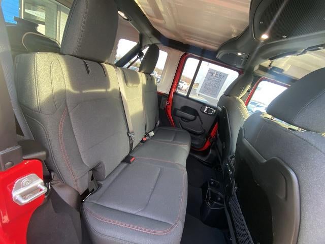 2025 Jeep Wrangler Base