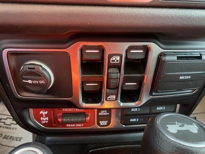 2025 Jeep Wrangler Base