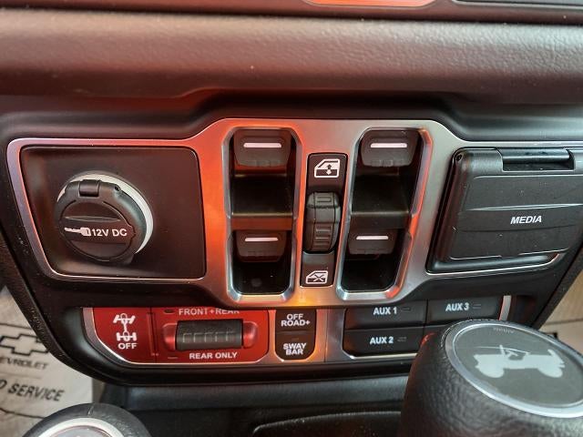 2025 Jeep Wrangler Base