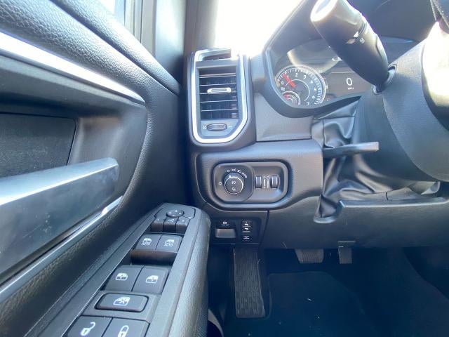 2025 RAM 1500 Base