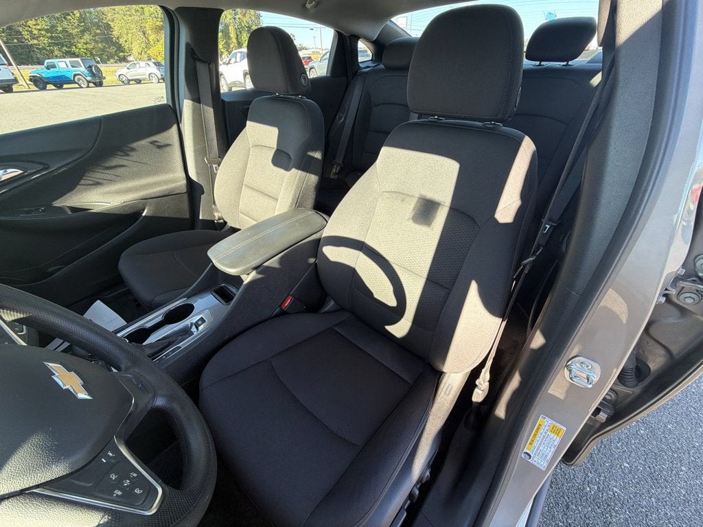 2025 Chevrolet Malibu 1LT