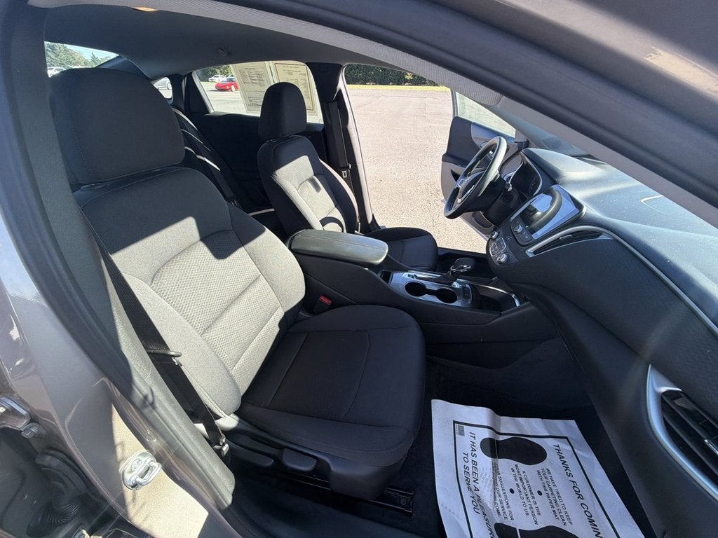 2025 Chevrolet Malibu 1LT