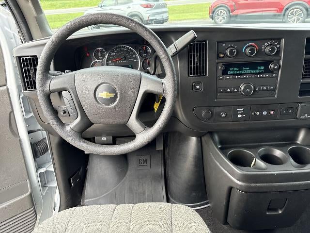 2025 Chevrolet Express Passenger LT