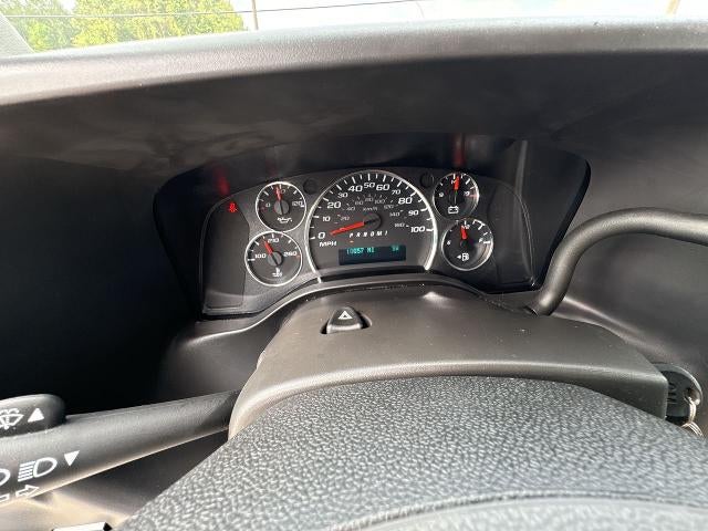 2025 Chevrolet Express Passenger LT
