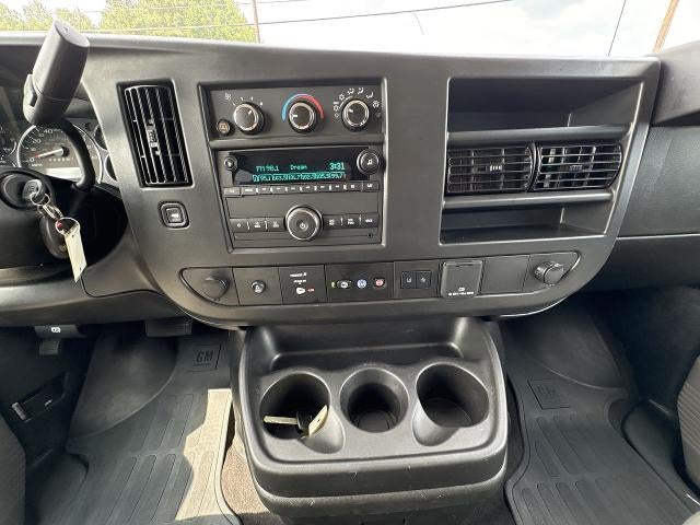 2025 Chevrolet Express Passenger LT