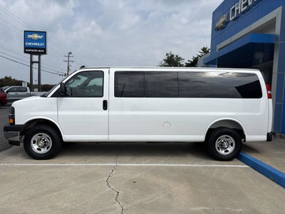 2025 Chevrolet Express Passenger LT