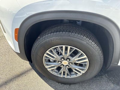 2027 Chevrolet Traverse FWD LT