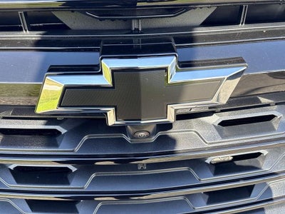 2027 Chevrolet Traverse FWD LT
