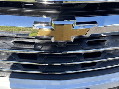 2027 Chevrolet Traverse FWD LT