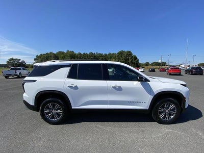 2026 Chevrolet Traverse FWD LT