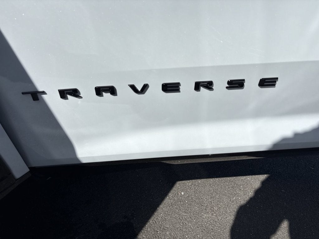 2027 Chevrolet Traverse FWD RS