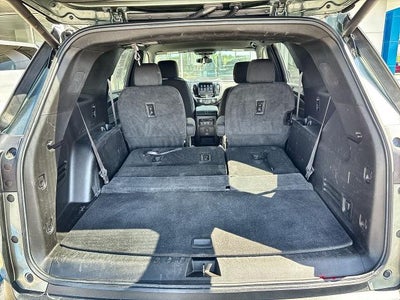 2022 Chevrolet Traverse LT Cloth