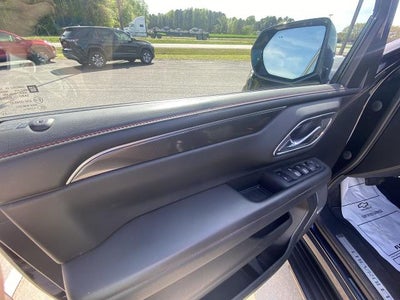 2023 Chevrolet Suburban RST