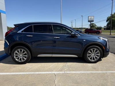 2021 Cadillac XT4 FWD Premium Luxury