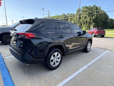 2023 Toyota RAV4 LE