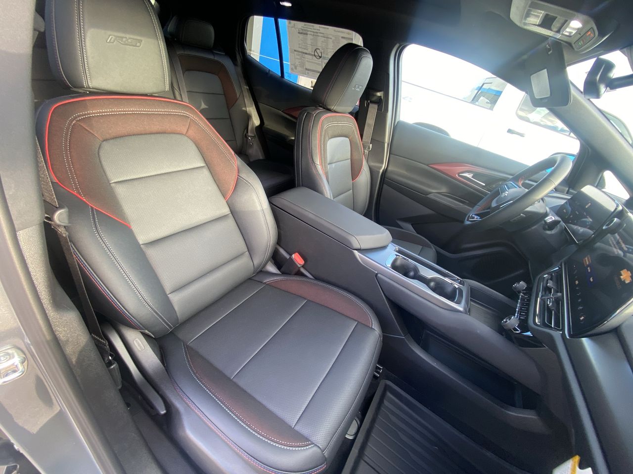 2026 Chevrolet Equinox EV RS - Photo 89