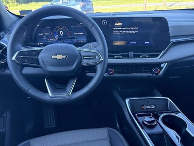 2027 Chevrolet Equinox FWD LT