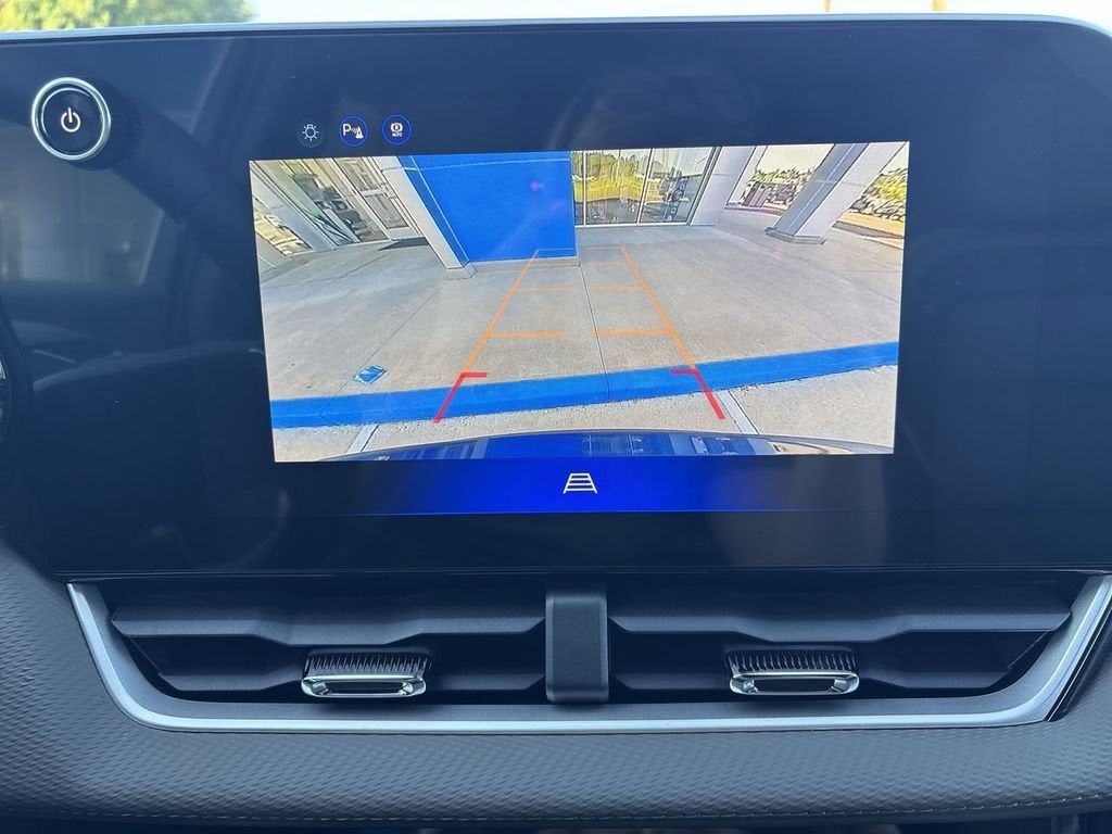 2027 Chevrolet Equinox FWD LT