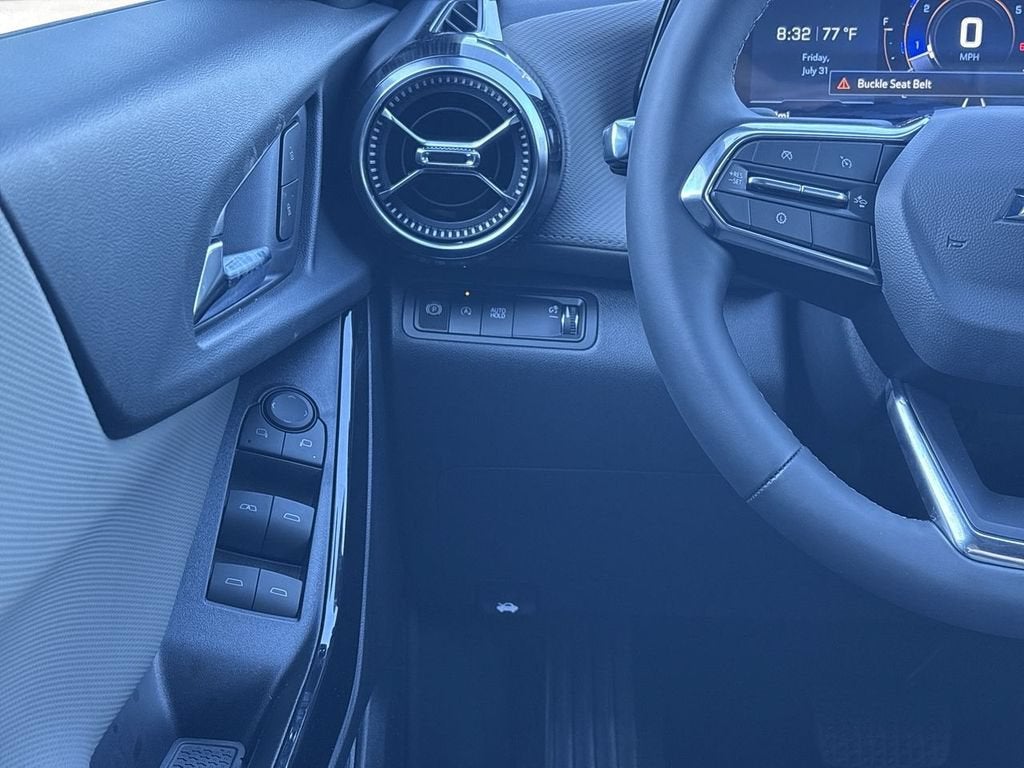 2027 Chevrolet Equinox FWD LT
