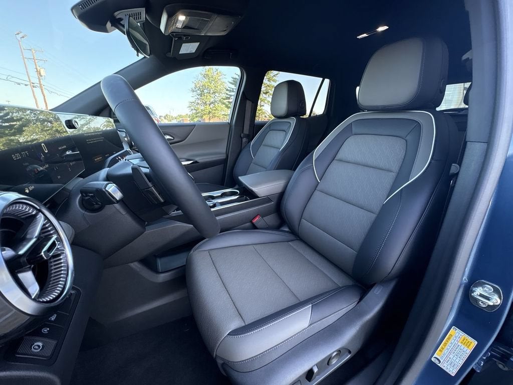 2027 Chevrolet Equinox FWD LT