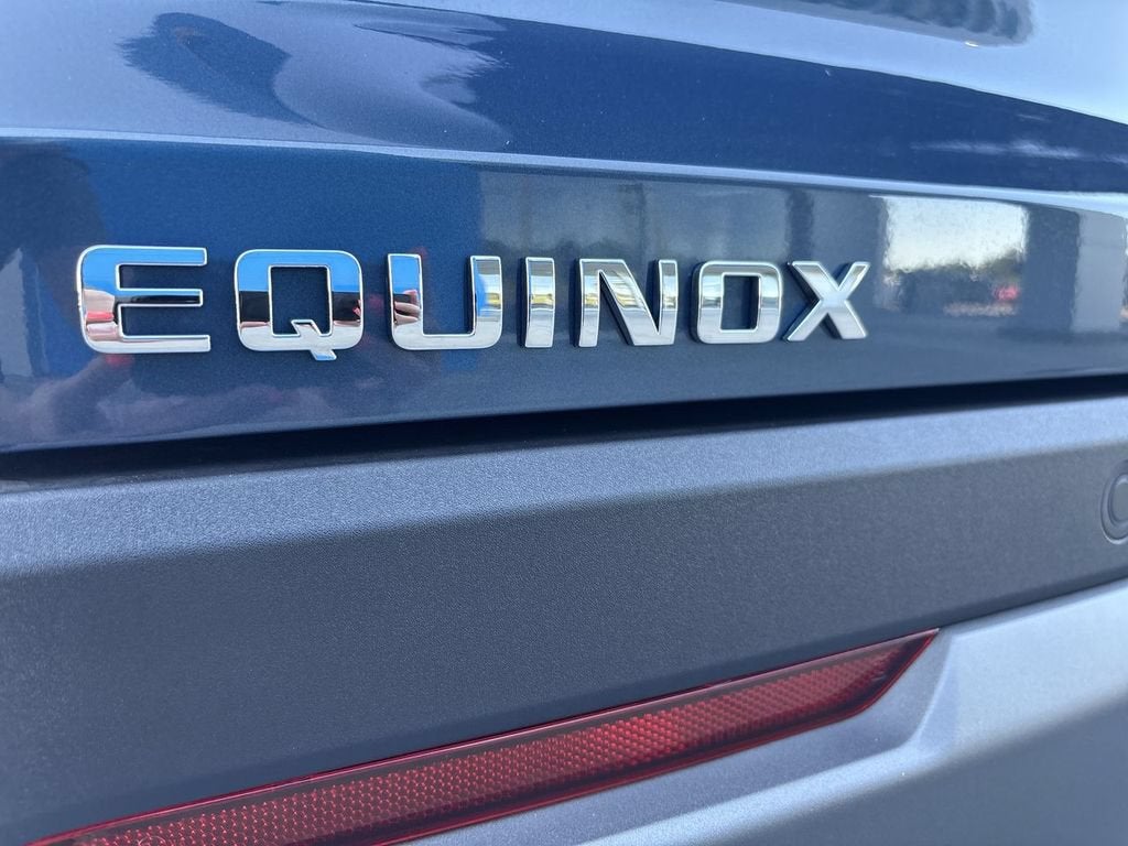2027 Chevrolet Equinox FWD LT