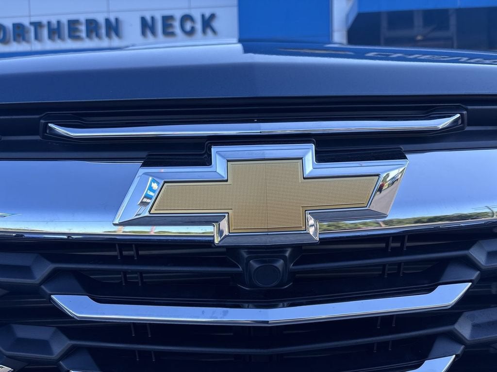 2027 Chevrolet Equinox FWD LT
