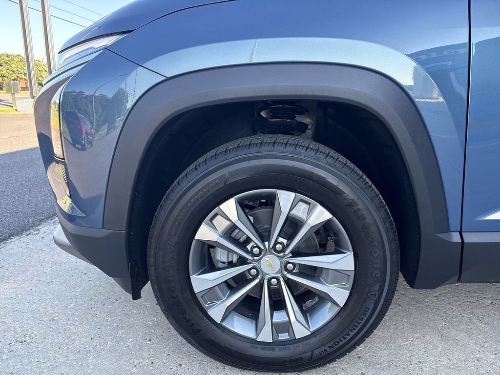 2027 Chevrolet Equinox FWD LT