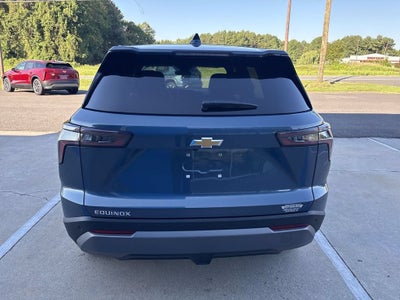 2027 Chevrolet Equinox FWD LT