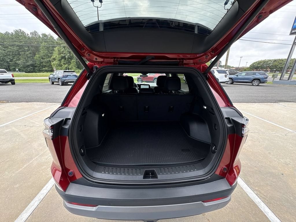 2027 Chevrolet Equinox FWD LT