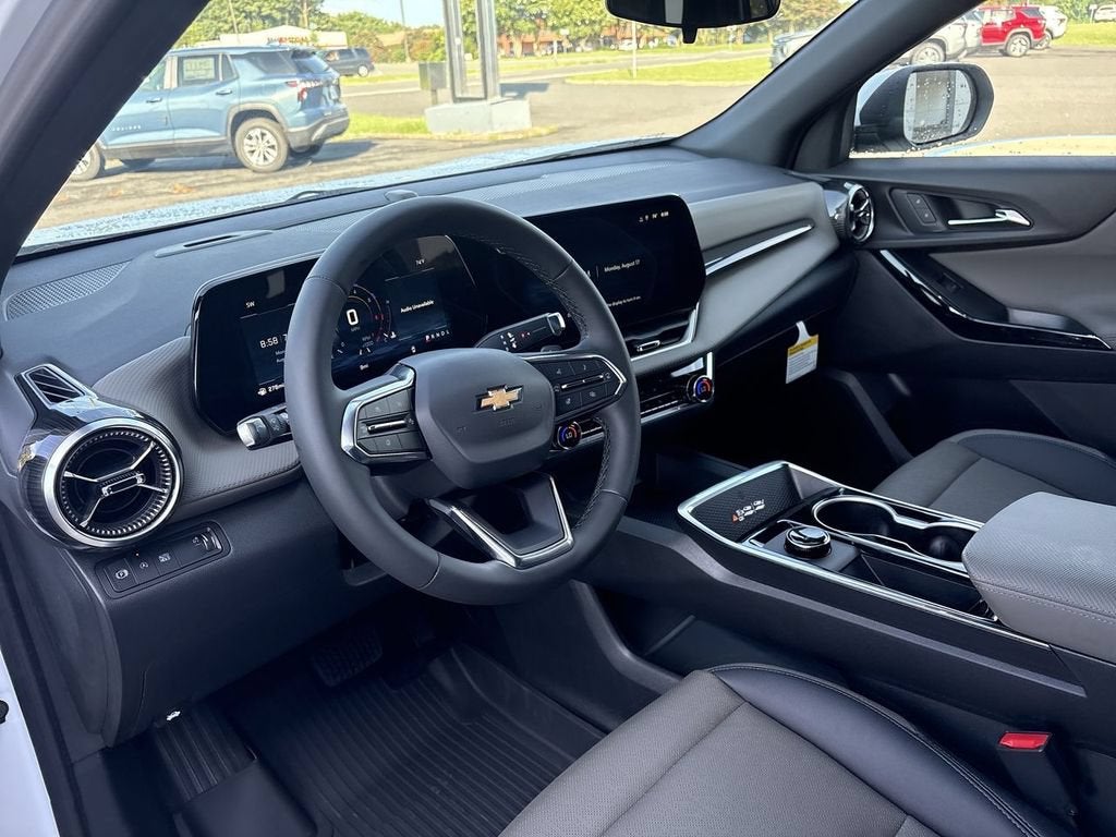 2027 Chevrolet Equinox FWD LT