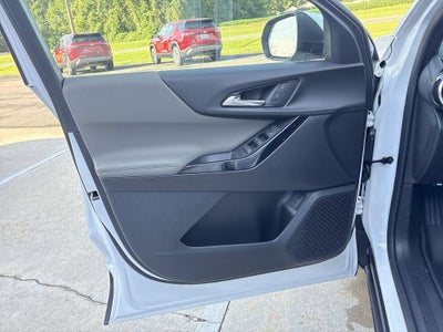 2027 Chevrolet Equinox FWD LT
