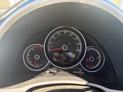 2019 Volkswagen Beetle Convertible Base