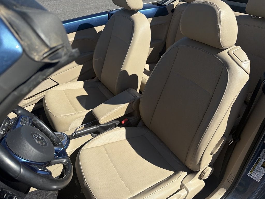 2019 Volkswagen Beetle Convertible Base