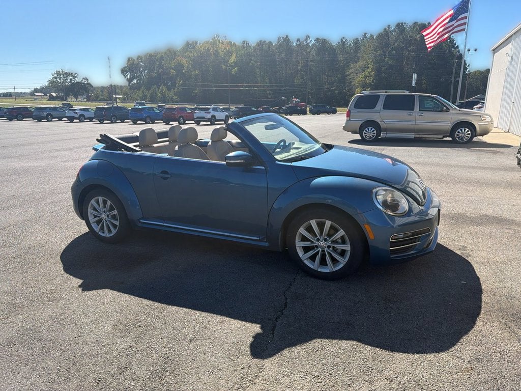 2019 Volkswagen Beetle Convertible Base
