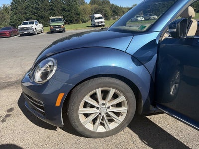 2019 Volkswagen Beetle Convertible Base