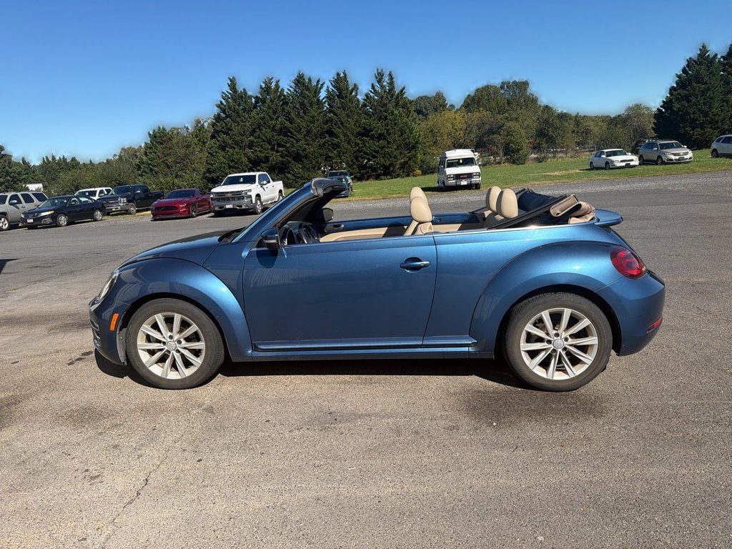 2019 Volkswagen Beetle Convertible Base