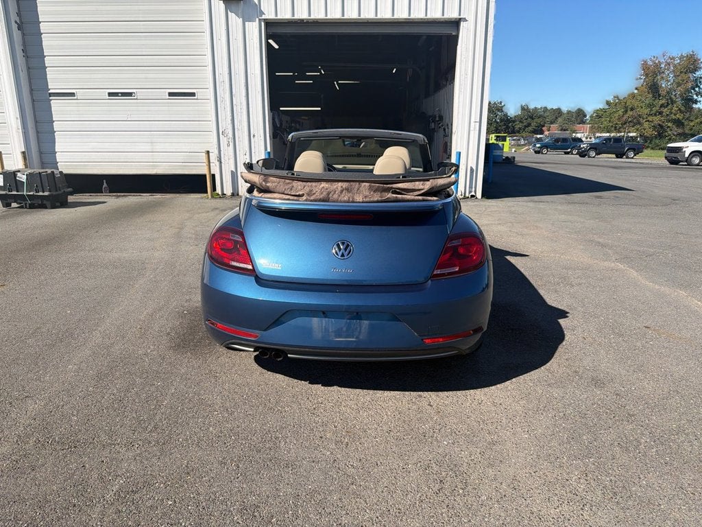2019 Volkswagen Beetle Convertible Base