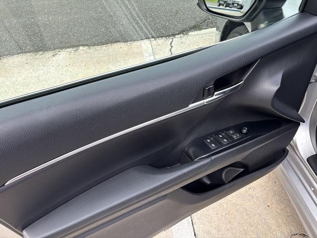 2019 Toyota Camry SE - Photo 21