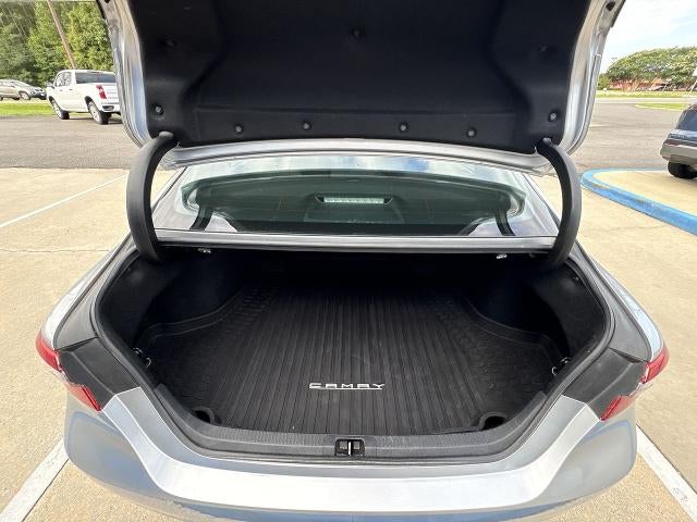 2019 Toyota Camry SE - Photo 23