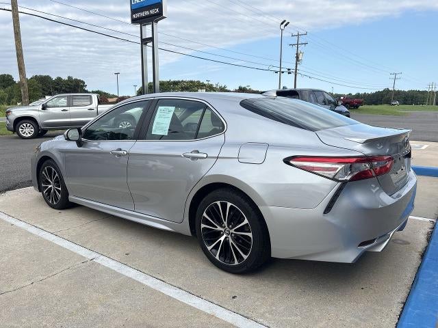 2019 Toyota Camry SE - Photo 6