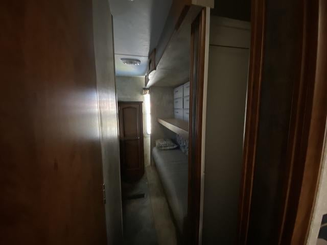 2013 KEYSTONE PASSPORT ULTRA LITE SERIES M-3220 BH