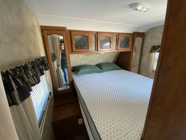 2013 KEYSTONE PASSPORT ULTRA LITE SERIES M-3220 BH