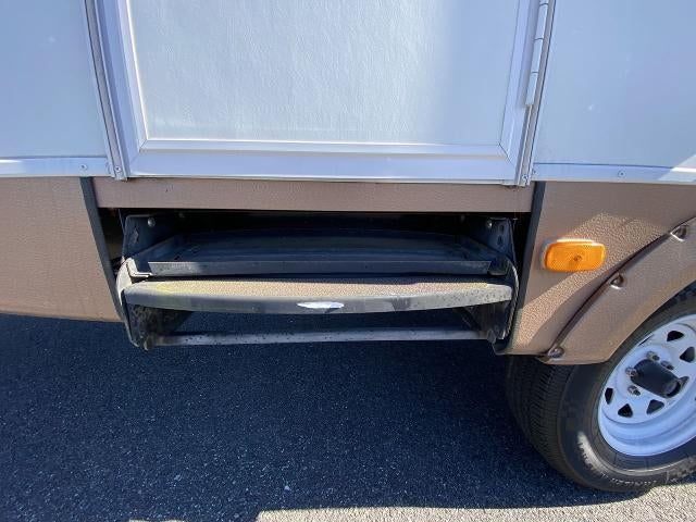 2013 KEYSTONE PASSPORT ULTRA LITE SERIES M-3220 BH