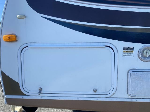 2013 KEYSTONE PASSPORT ULTRA LITE SERIES M-3220 BH