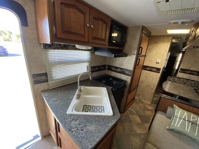 2013 KEYSTONE PASSPORT ULTRA LITE SERIES M-3220 BH