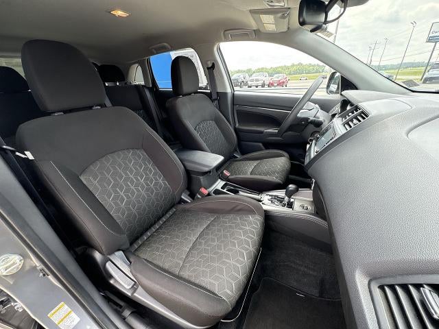 2025 Mitsubishi Outlander Sport Base