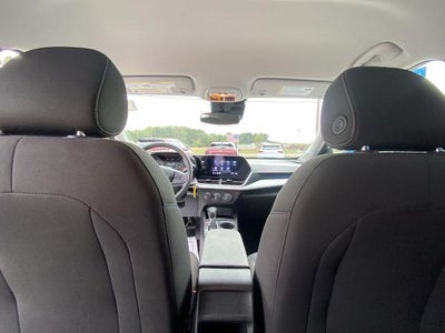 2025 Chevrolet Trax LS