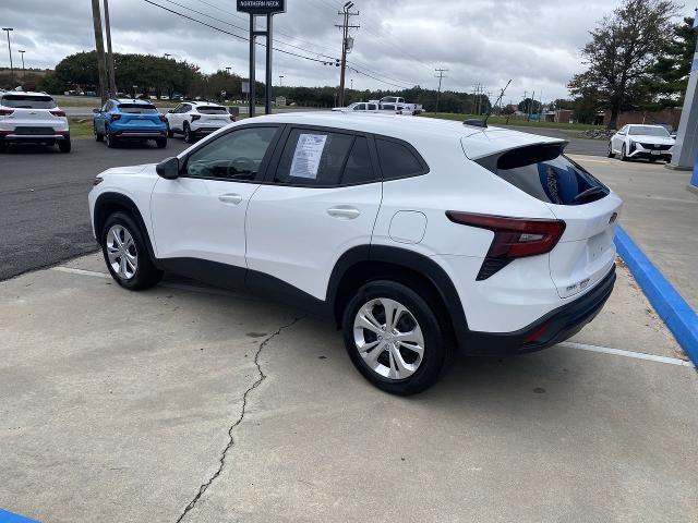 2025 Chevrolet Trax LS