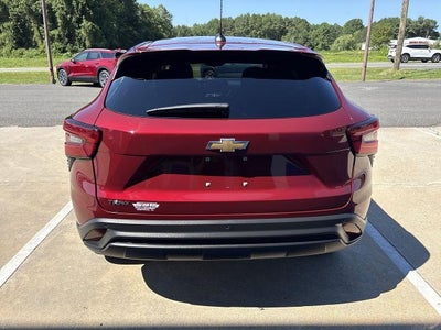2025 Chevrolet Trax LS